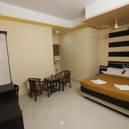 Hotel Kasi Inn Thanjavur Buitenkant foto
